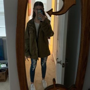 Meet your Posher, Lanie